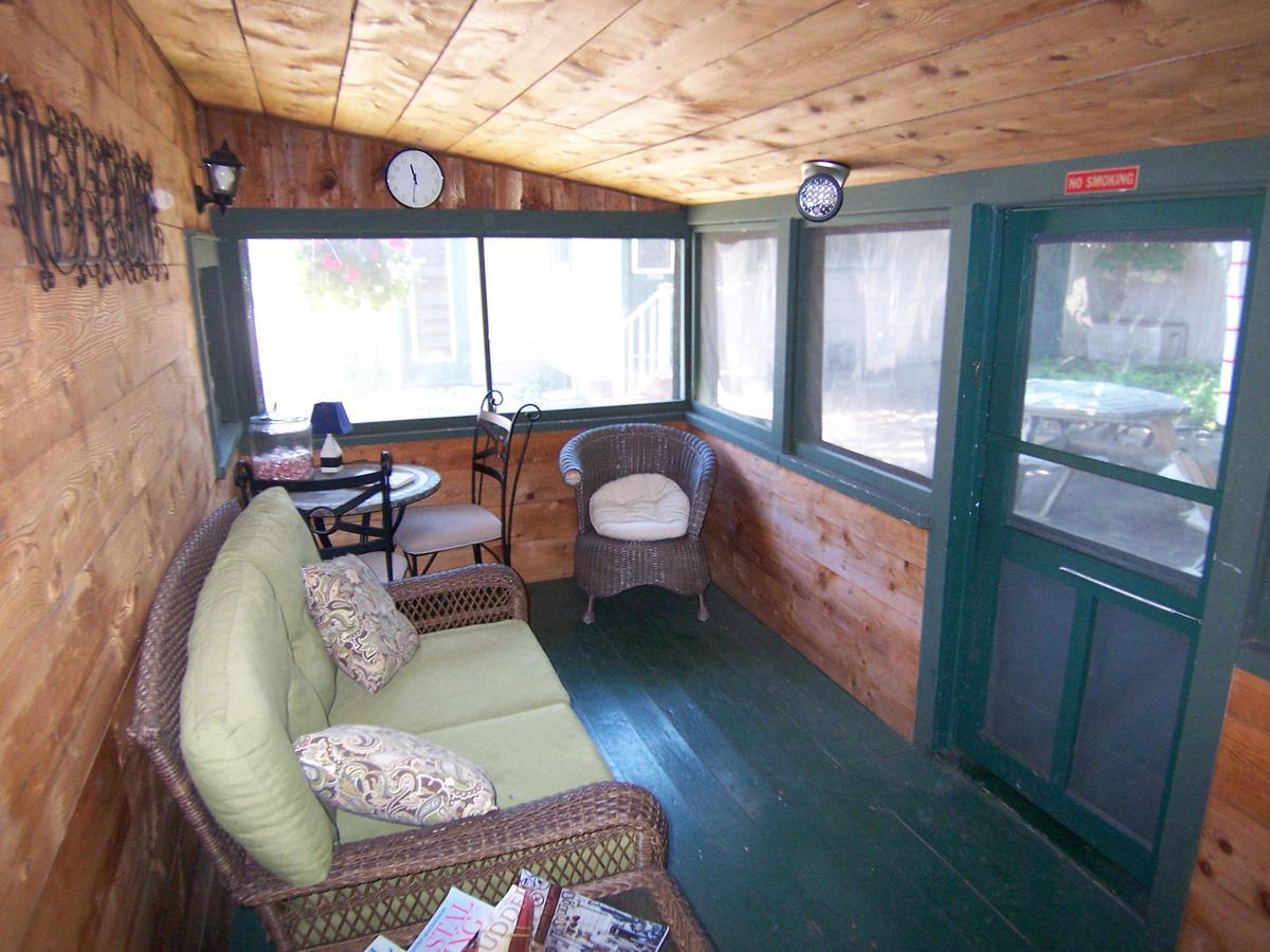 Wooden Boat Inn Clayton Dış mekan fotoğraf